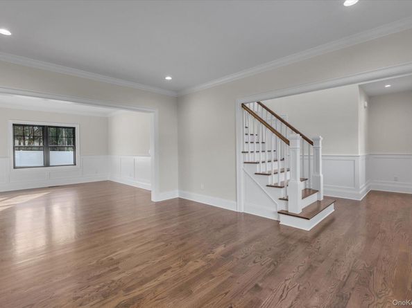 40 N Woodhull Road, Huntington NY 11743