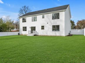 40 N Woodhull Road, Huntington NY 11743