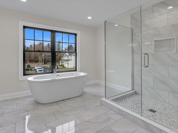 40 N Woodhull Road, Huntington NY 11743