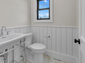 40 N Woodhull Road, Huntington NY 11743