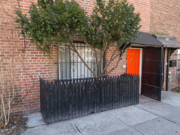 946 Gerard Avenue, Bronx NY 10452