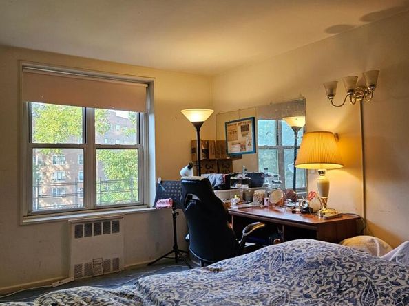 18-50 211 Street 3D, Bayside NY 11360