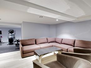 4 Meadowbrook Lane, Old Westbury NY 11568