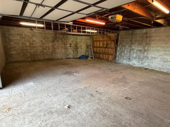 6004 NETHERLAND Avenue, Bronx NY 10471