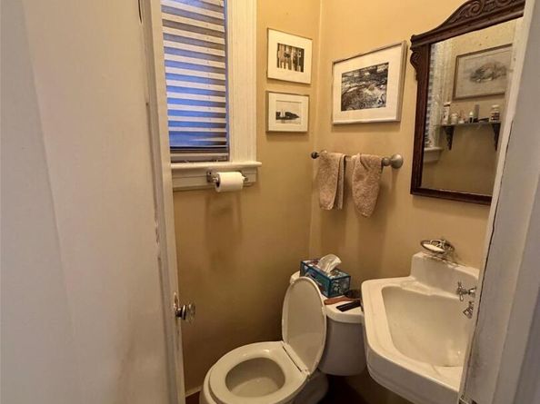 6004 NETHERLAND Avenue, Bronx NY 10471