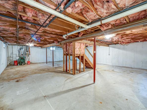 290 E Woodside Avenue, Patchogue NY 11772