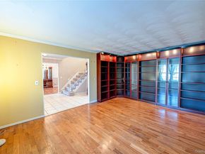 290 E Woodside Avenue, Patchogue NY 11772