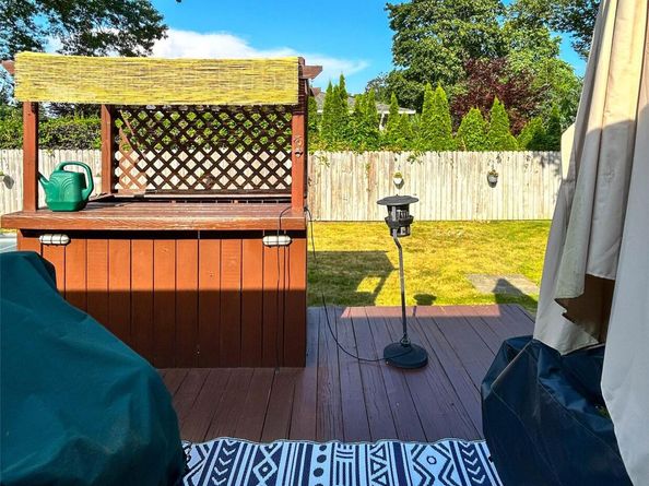 7 Lico Place, Babylon NY 11702