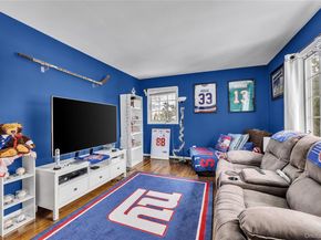 20 Soundview Drive, Shoreham NY 11786