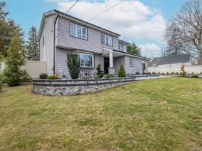20 Soundview Drive, Shoreham NY 11786