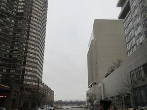 635 W 42nd Street 5F, New York (Manhattan) NY 10036