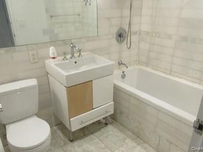 635 W 42nd Street 5F, New York (Manhattan) NY 10036