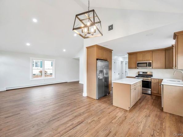 160 Oak Street, Mattituck NY 11952