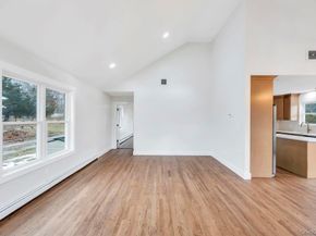 160 Oak Street, Mattituck NY 11952