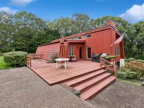 17 Downer Place, Sag Harbor NY 11963