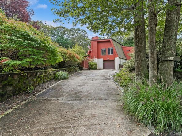 17 Downer Place, Sag Harbor NY 11963