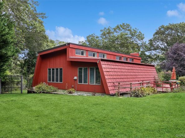 17 Downer Place, Sag Harbor NY 11963