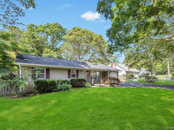 11 Edwards Road, Mastic Beach NY 11951