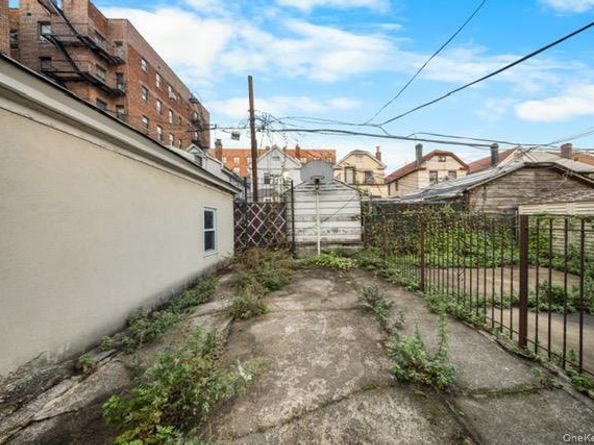 41-71 Gleane Street, Elmhurst NY 11373