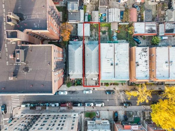 41-71 Gleane Street, Elmhurst NY 11373