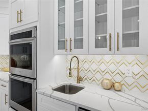 12 Friends Lane, Westbury NY 11590