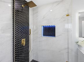 12 Friends Lane, Westbury NY 11590