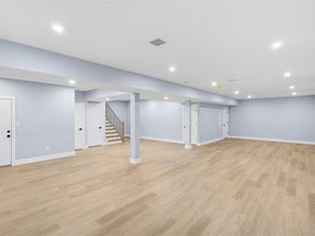 12 Friends Lane, Westbury NY 11590