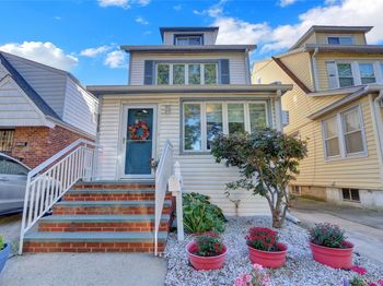 88-29 Winchester Blvd.
