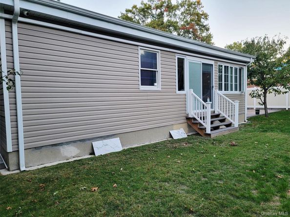49 Ashely Drive, Valley Stream NY 11580