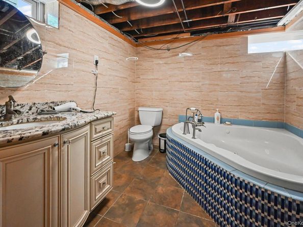 49 Ashely Drive, Valley Stream NY 11580