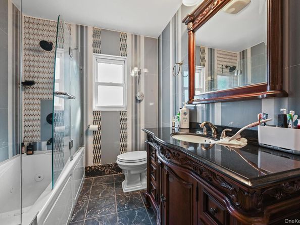 49 Ashely Drive, Valley Stream NY 11580