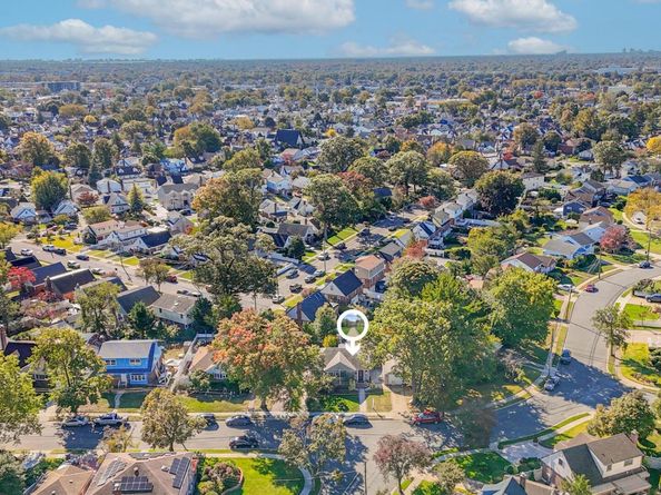 49 Ashely Drive, Valley Stream NY 11580