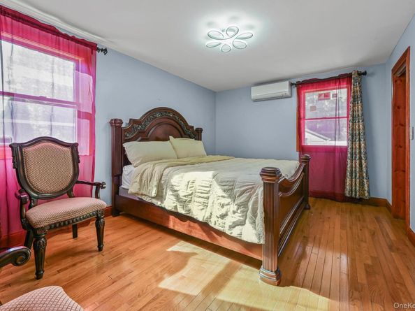 49 Ashely Drive, Valley Stream NY 11580