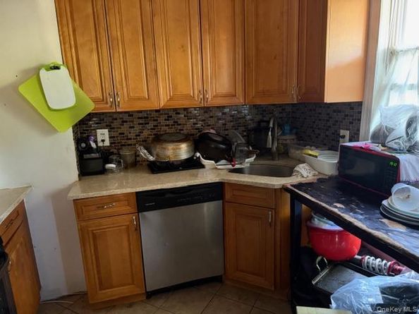 646 E 230th Street, Bronx NY 10466