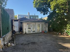 646 E 230th Street, Bronx NY 10466