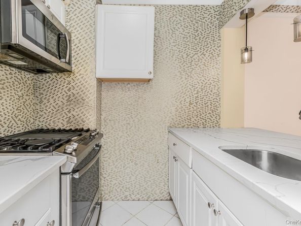 4315 Webster Avenue 1J, Bronx NY 10470