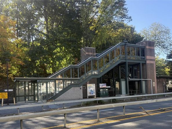 140 Columbus Avenue, Valhalla NY 10595