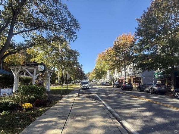 140 Columbus Avenue, Valhalla NY 10595