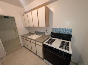 2 Sadore Lane 1R, Yonkers NY 10710