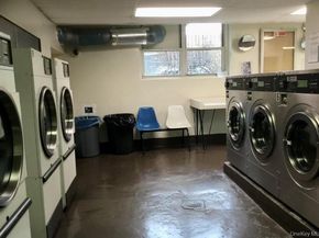 2 Sadore Lane 1R, Yonkers NY 10710