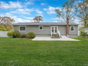 206 Crestwood Drive, Shirley NY 11967