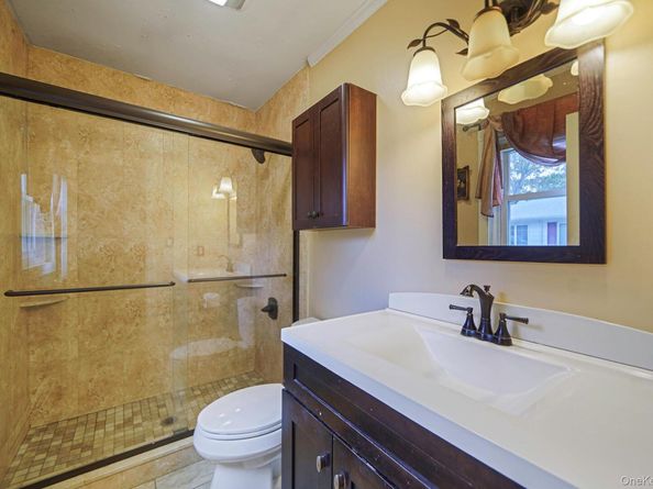 206 Crestwood Drive, Shirley NY 11967