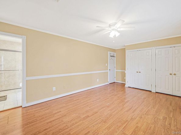 206 Crestwood Drive, Shirley NY 11967