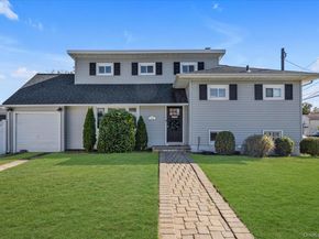 528 Carpenter Avenue, Oceanside NY 11572