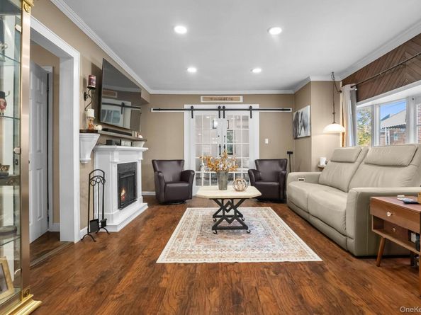 3210 Country Club Road, Bronx NY 10465