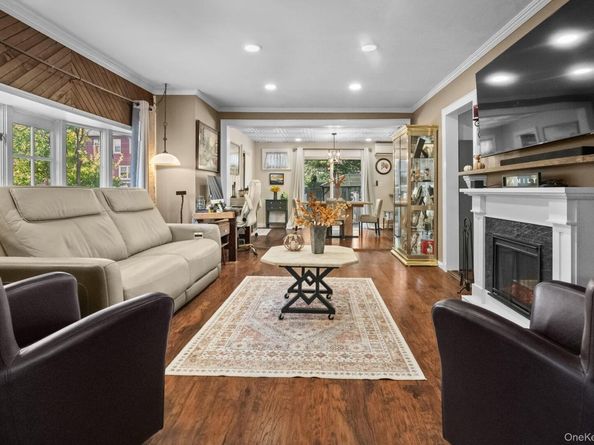 3210 Country Club Road, Bronx NY 10465