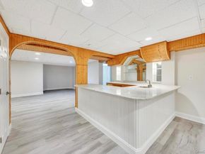 9 Tappanwood Drive, Locust Valley NY 11560