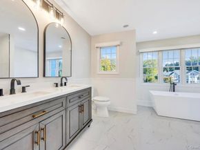 9 Tappanwood Drive, Locust Valley NY 11560