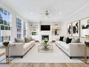 9 Tappanwood Drive, Locust Valley NY 11560
