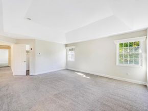 9 Tappanwood Drive, Locust Valley NY 11560